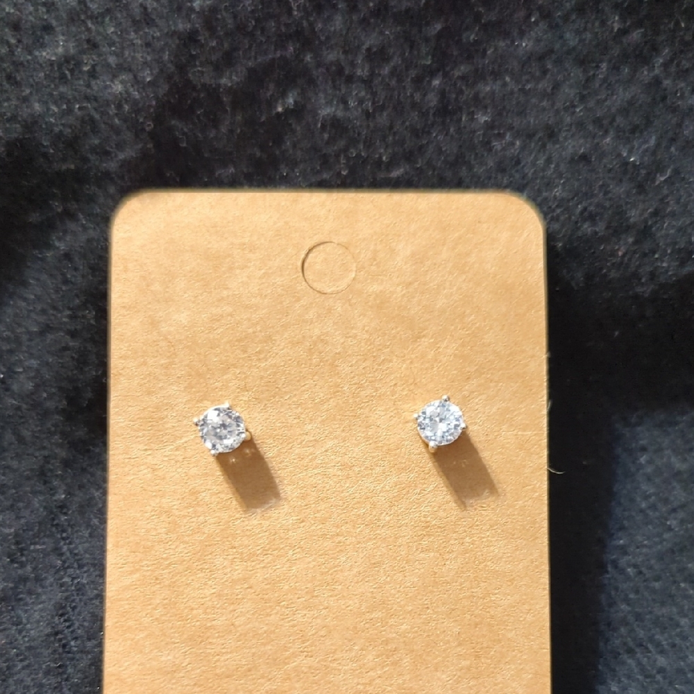 Silver Plated Clear Swarovski Crystal Dainty Delicate Stud Statement Earrings